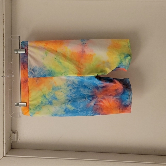 B.P. tie dye biker shorts - Picture 2 of 3